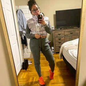 zara | cropped puffer vest